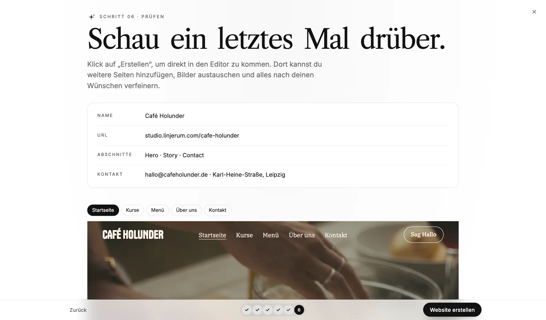 Der Schritt 'Schau ein letztes Mal drüber.' mit einer Übersicht über Name, URL, Abschnitte und Kontaktdaten und einer Vorschau der Startseite von Café Holunder.