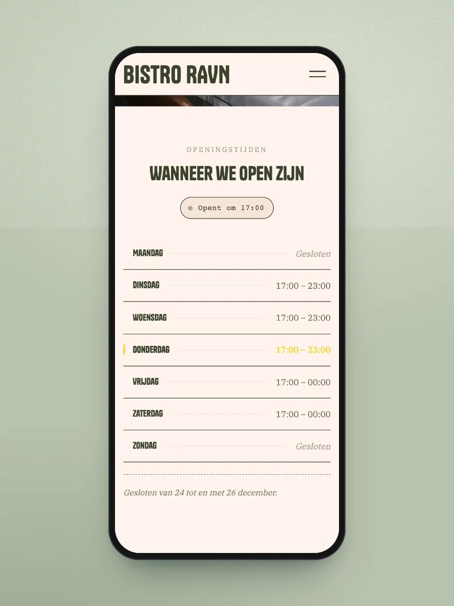 Openingstijden op een telefoon: maandag en zondag gesloten, dinsdag tot en met zaterdag vanaf 17:00, vandaag gemarkeerd en een notitie over kerst